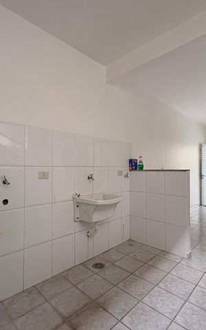 Casa para alugar com 250m², 4 quartos e 2 vagas Casa para alugar com 250m², 4 quartos e 2 vagasLavanderia
