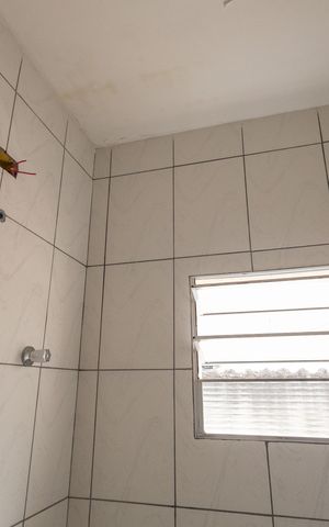 Casa para alugar com 65m², 1 quarto e 1 vaga Casa para alugar com 65m², 1 quarto e 1 vagaBanheiro