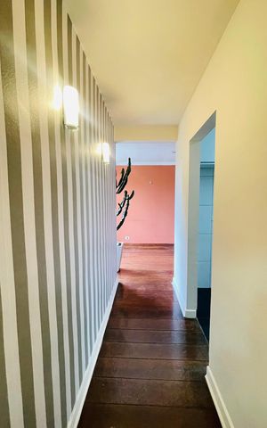 Apartamento para alugar com 70m², 3 quartos e 1 vaga Apartamento para alugar com 70m², 3 quartos e 1 vagaCorredor de acesso aos quartos