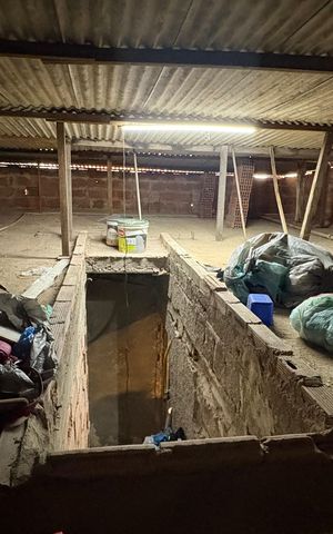 Casa à venda com 48m², 1 quarto e sem vaga