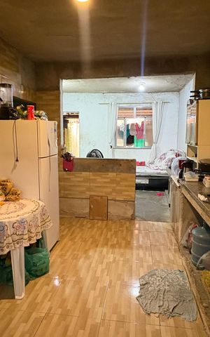 Casa à venda com 48m², 1 quarto e sem vaga