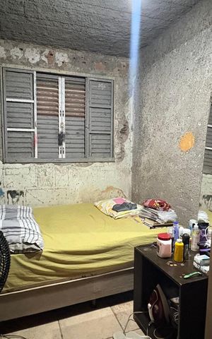 Casa à venda com 48m², 1 quarto e sem vaga