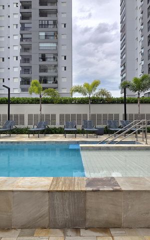 Apartamento à venda com 90m², 3 quartos e 2 vagas Apartamento à venda com 90m², 3 quartos e 2 vagasÁrea comum - Piscina