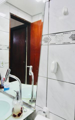 Apartamento à venda com 40m², 2 quartos e 1 vaga Apartamento à venda com 40m², 2 quartos e 1 vagaBanheiro
