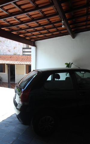 Casa à venda com 239m², 4 quartos e 3 vagasQuintal