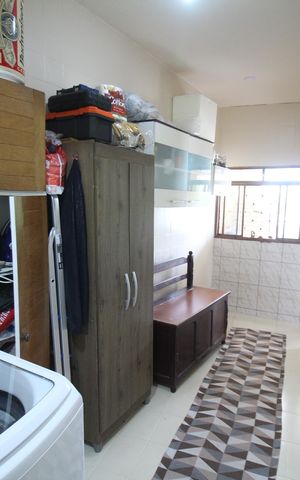 Casa à venda com 239m², 4 quartos e 3 vagasÁrea de Serviço