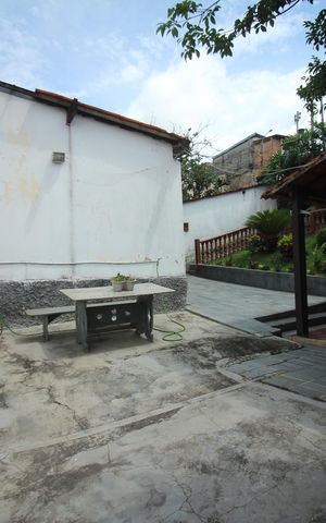 Casa à venda com 239m², 4 quartos e 3 vagasQuintal