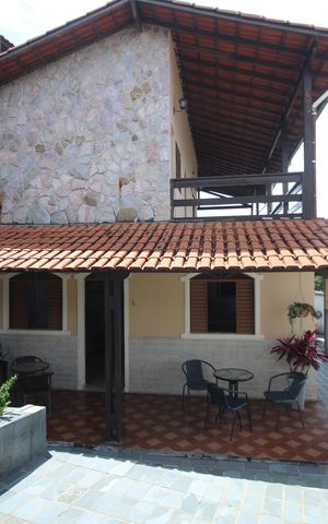Casa à venda com 239m², 4 quartos e 3 vagasQuintal