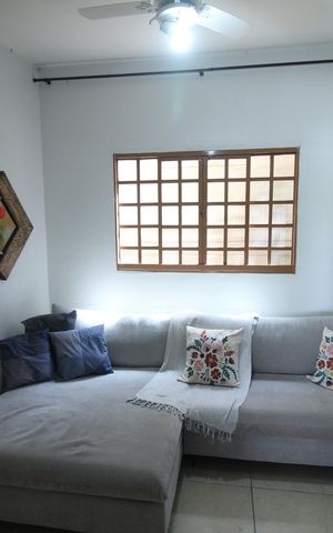 Casa à venda com 239m², 4 quartos e 3 vagasSala 2