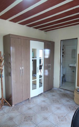 Casa à venda com 239m², 4 quartos e 3 vagasQuarto 3