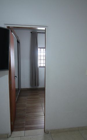 Casa à venda com 239m², 4 quartos e 3 vagasSala 2