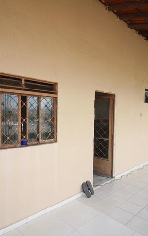Casa à venda com 239m², 4 quartos e 3 vagasVaranda