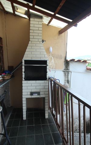 Casa à venda com 239m², 4 quartos e 3 vagasQuintal