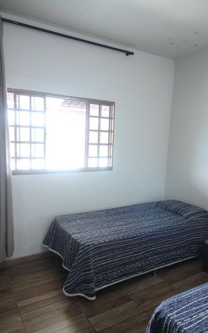 Casa à venda com 239m², 4 quartos e 3 vagasQuarto 2