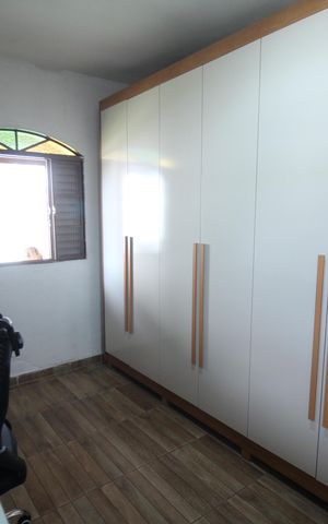 Casa à venda com 239m², 4 quartos e 3 vagasQuarto 1