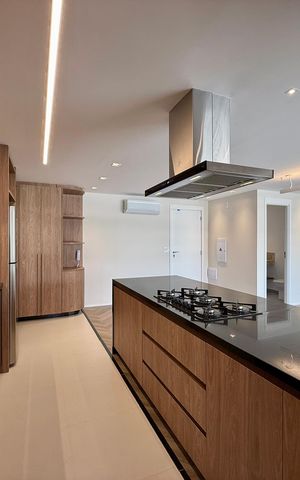 Apartamento para alugar com 107m², 2 quartos e 2 vagasCozinha 