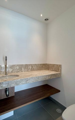 Apartamento para alugar com 107m², 2 quartos e 2 vagasLavabo