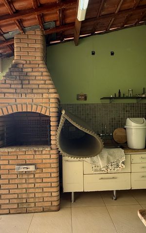 Casa para alugar com 150m², 4 quartos e 2 vagas Casa para alugar com 150m², 4 quartos e 2 vagasQuintal