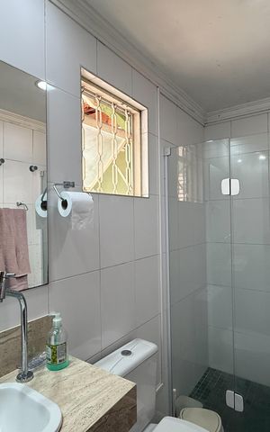 Casa para alugar com 150m², 4 quartos e 2 vagas Casa para alugar com 150m², 4 quartos e 2 vagasBanheiro