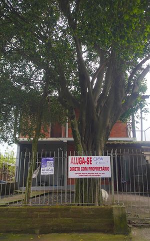 Casa para alugar com 80m², 2 quartos e sem vagaFachada