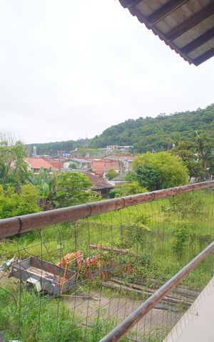 Casa para alugar com 80m², 2 quartos e sem vagaÁrea de serviço