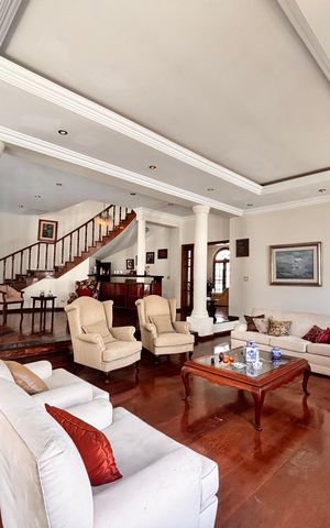 Casa de condomínio à venda com 597m², 5 quartos e 2 vagas Casa de condomínio à venda com 597m², 5 quartos e 2 vagasSala 2