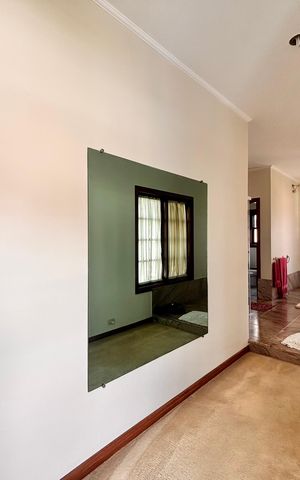 Casa de condomínio à venda com 597m², 5 quartos e 2 vagas Casa de condomínio à venda com 597m², 5 quartos e 2 vagasBanheiro suíte 1