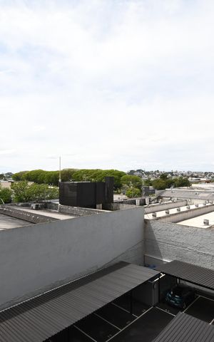 Apartamento para alugar com 48m², 2 quartos e sem vagaVista da sacada