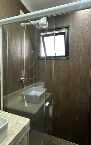 Apartamento para alugar com 54m², 2 quartos e 1 vaga Apartamento para alugar com 54m², 2 quartos e 1 vagaBanheiro da Suíte