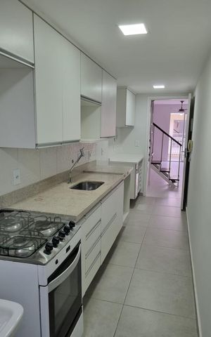 Apartamento à venda com 130m², 3 quartos e 1 vaga Apartamento à venda com 130m², 3 quartos e 1 vagaCozinha