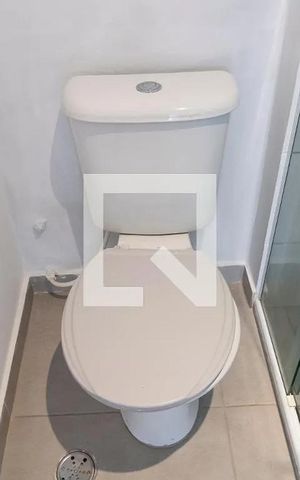 Apartamento à venda com 130m², 3 quartos e 1 vaga Apartamento à venda com 130m², 3 quartos e 1 vagaBanheiro 2