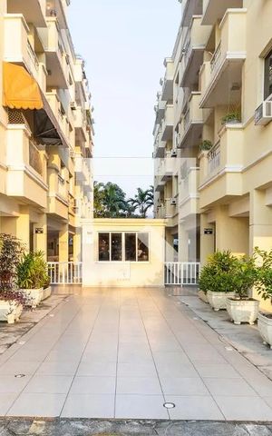 Apartamento à venda com 130m², 3 quartos e 1 vaga Apartamento à venda com 130m², 3 quartos e 1 vagaÁrea externa