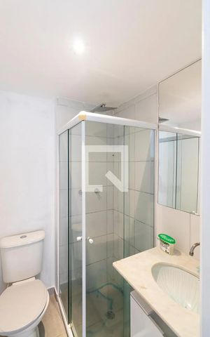 Apartamento à venda com 130m², 3 quartos e 1 vaga Apartamento à venda com 130m², 3 quartos e 1 vagaBanheiro 2