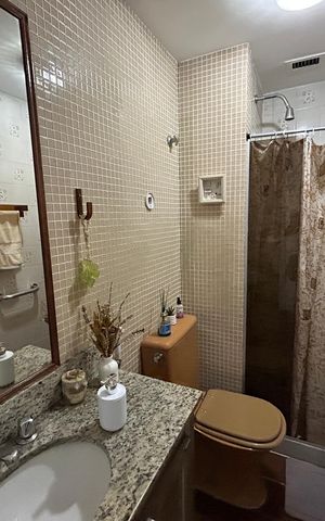 Apartamento à venda com 130m², 3 quartos e 2 vagasBanheiro Social