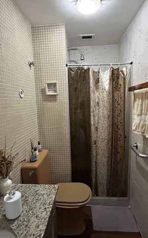 Apartamento à venda com 130m², 3 quartos e 2 vagasBanheiro Social