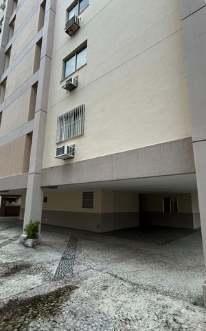 Apartamento à venda com 130m², 3 quartos e 2 vagasFachada do bloco