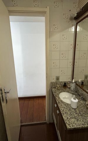 Apartamento à venda com 130m², 3 quartos e 2 vagasBanheiro Social