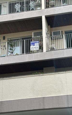 Apartamento à venda com 130m², 3 quartos e 2 vagasFachada + placa