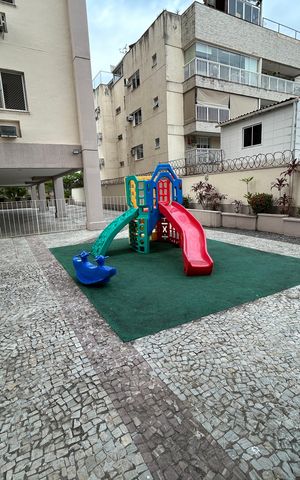 Apartamento à venda com 130m², 3 quartos e 2 vagasÁrea comum - Playground