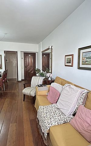 Apartamento à venda com 130m², 3 quartos e 2 vagasSala