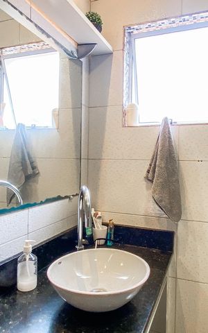 Casa para alugar com 226m², 3 quartos e 1 vaga Casa para alugar com 226m², 3 quartos e 1 vagaBanheiro da suíte 2