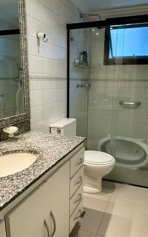 Apartamento para alugar com 123m², 3 quartos e 2 vagas Apartamento para alugar com 123m², 3 quartos e 2 vagasBanheiro