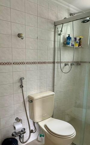 Apartamento para alugar com 123m², 3 quartos e 2 vagas Apartamento para alugar com 123m², 3 quartos e 2 vagasBanheiro 2