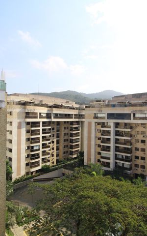 Apartamento à venda com 212m², 3 quartos e 2 vagasSala 1 - Vista