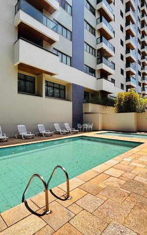 Apartamento à venda com 148m², 3 quartos e 3 vagas Apartamento à venda com 148m², 3 quartos e 3 vagasÁrea comum - Piscina