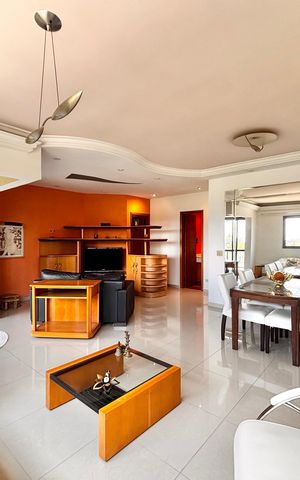 Apartamento à venda com 148m², 3 quartos e 3 vagas Apartamento à venda com 148m², 3 quartos e 3 vagasSala