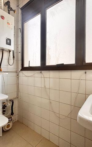 Apartamento à venda com 148m², 3 quartos e 3 vagas Apartamento à venda com 148m², 3 quartos e 3 vagasLavanderia