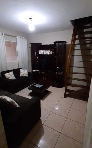 Casa à venda com 88m², 3 quartos e 1 vaga Casa à venda com 88m², 3 quartos e 1 vagaSala