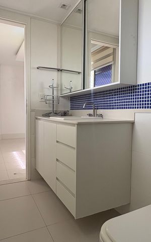 Apartamento para alugar com 123m², 3 quartos e 2 vagas