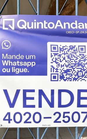 Casa à venda com 145m², 4 quartos e 2 vagas Casa à venda com 145m², 4 quartos e 2 vagasPlaca